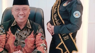 TUGAS BARU SANTI DARI BAPAK I KOMANG KOHERI SE MENJADI DUTA ANTI NARKOBA ( GANNAS ) SWT