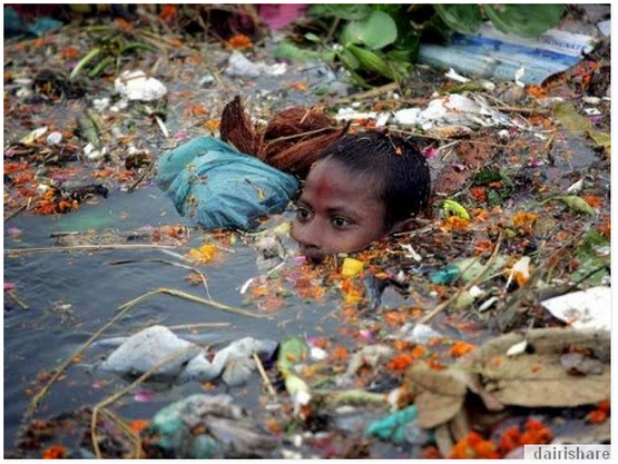 Tahukah Anda! Fakta Mengerikan Sungai Yang Di Anggap Suci 