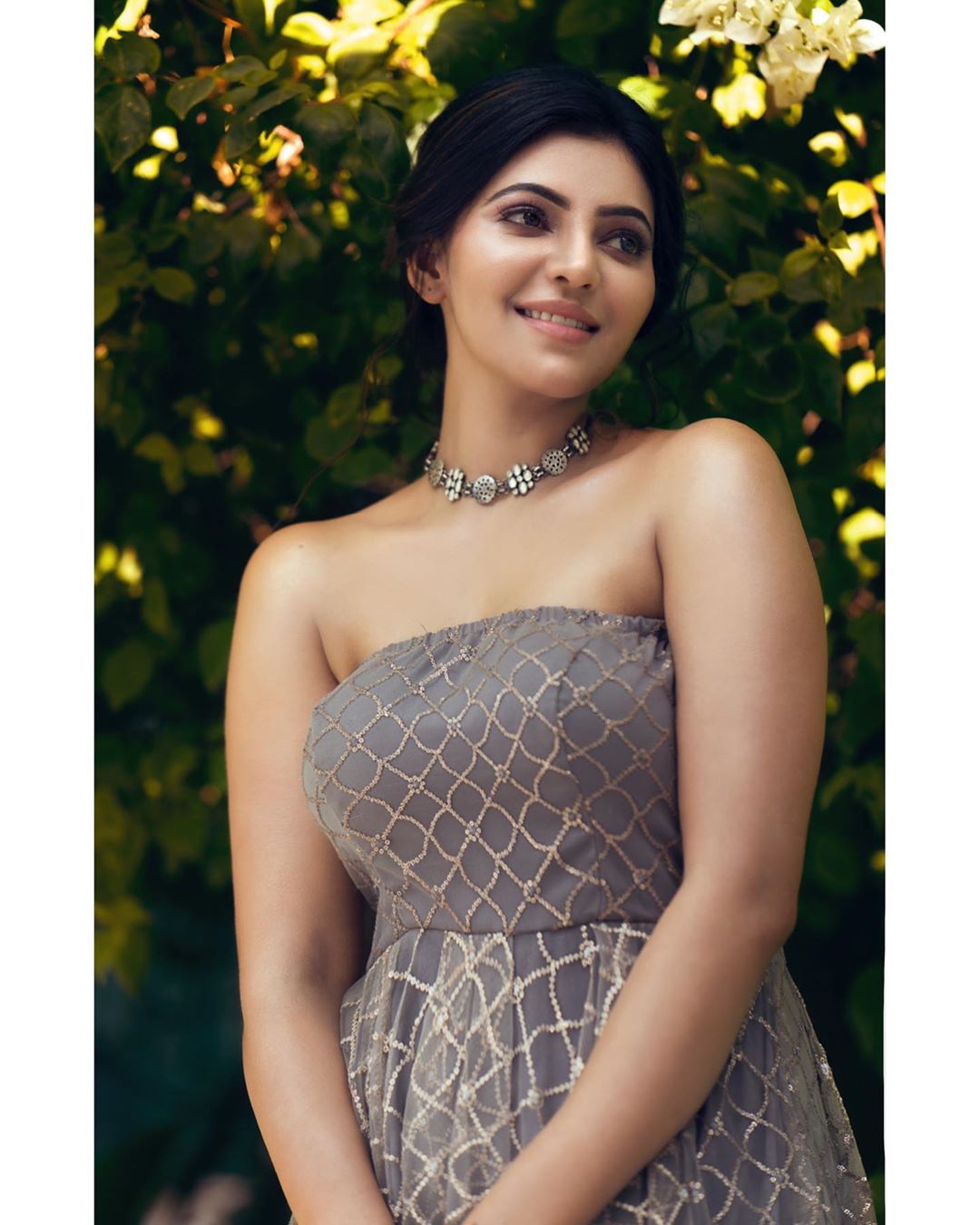 Actress Athulya Ravi Latest Hot Photos