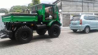 Dijual Unimog Truck Siapa Pakai ..