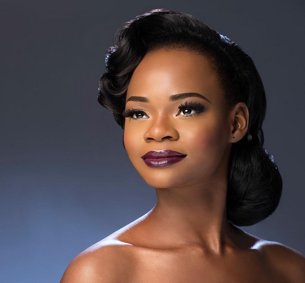 picture of Olajumoke Orisaguna the bread seller