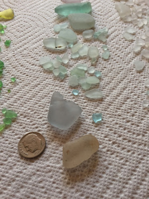 Beach Glass Vs Sea Glass #bloglovin'