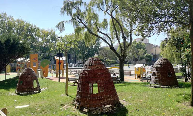 parque infantil plaza de la Tolerancia