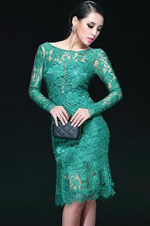 http://adultvibeslingerie.in/club-wear/104-elegant-green-v-backless-lace-midi-dress.html