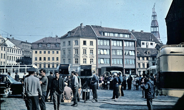 ~1970 год. Рига. Киносъемочный день на площади 17 Июня