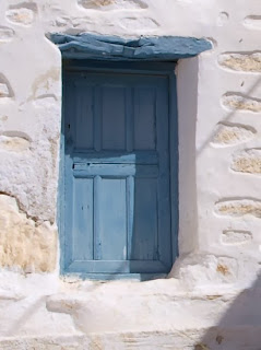 http://griechenlanderleben.wordpress.com/reisetipps/lieblingsinseln-kurz-vorgestellt/amorgos/