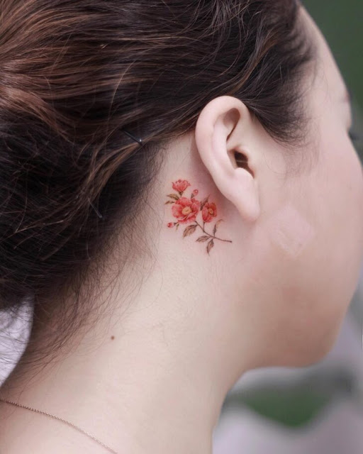 Mini tatuagens femininas delicadas de flores - 95 fotos e modelos