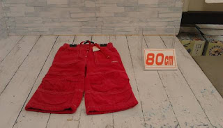 中古品　子供服　８０ｃｍ　赤　ロングパンツ　２２０円