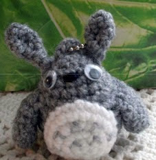 http://charami.com/wp-content/uploads/2011/09/Charami-pattern-Totoro-Keychain-EN.pdf