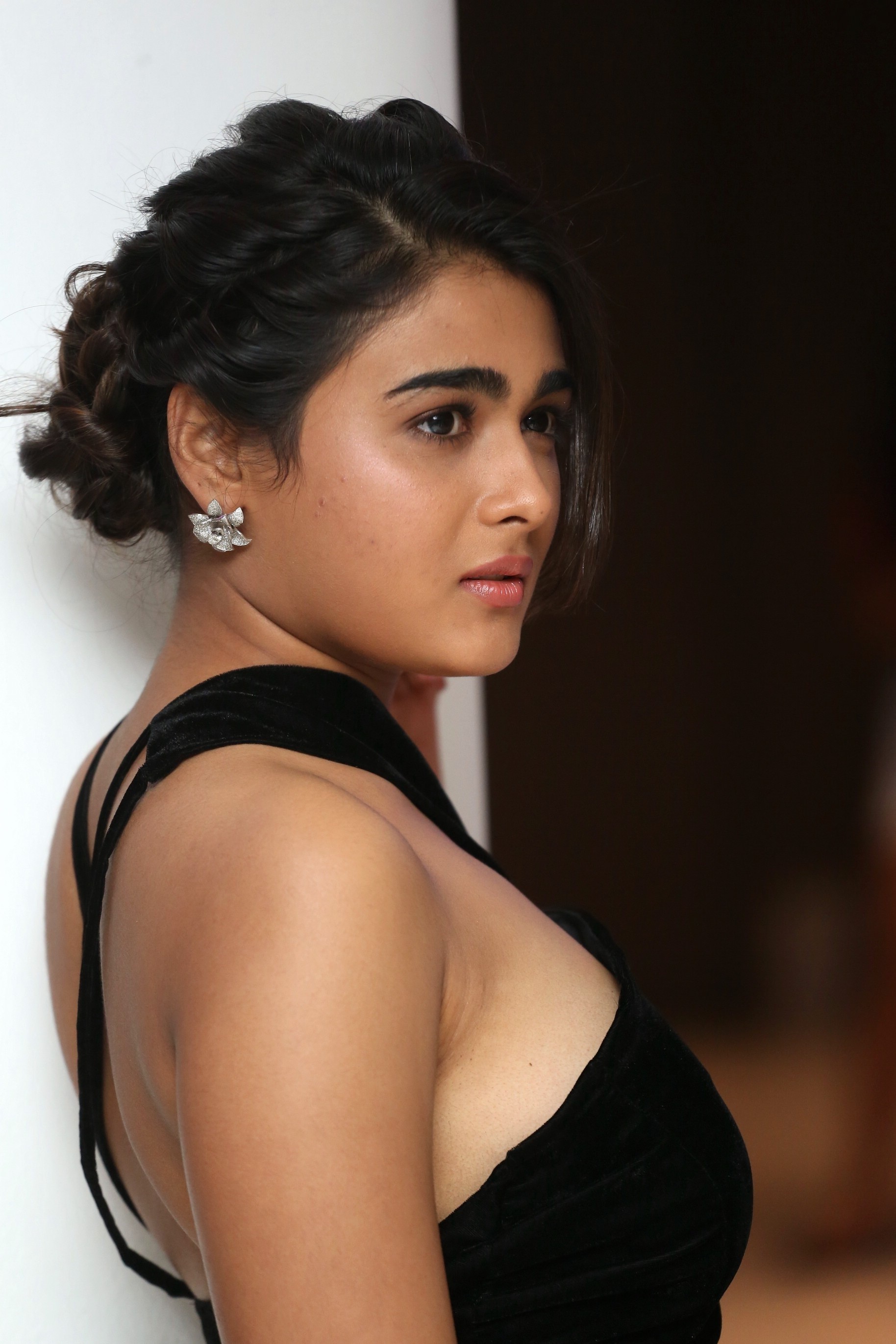 Shalini Pandey HD HQ Digital Photoshoot