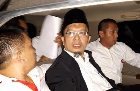 Baru Saja Hirup Udara Bebas, Alfian Tanjung Kembali Dicokok Polisi Terkait Laporan PDIP