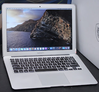 Jual Macbook Air Early 2015 Core i5 ( 13-Inch ) Malang