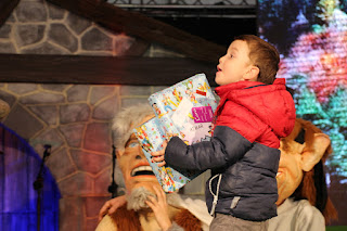 Entrega de premios del concurso de postales navideñas de ACE Barakaldo