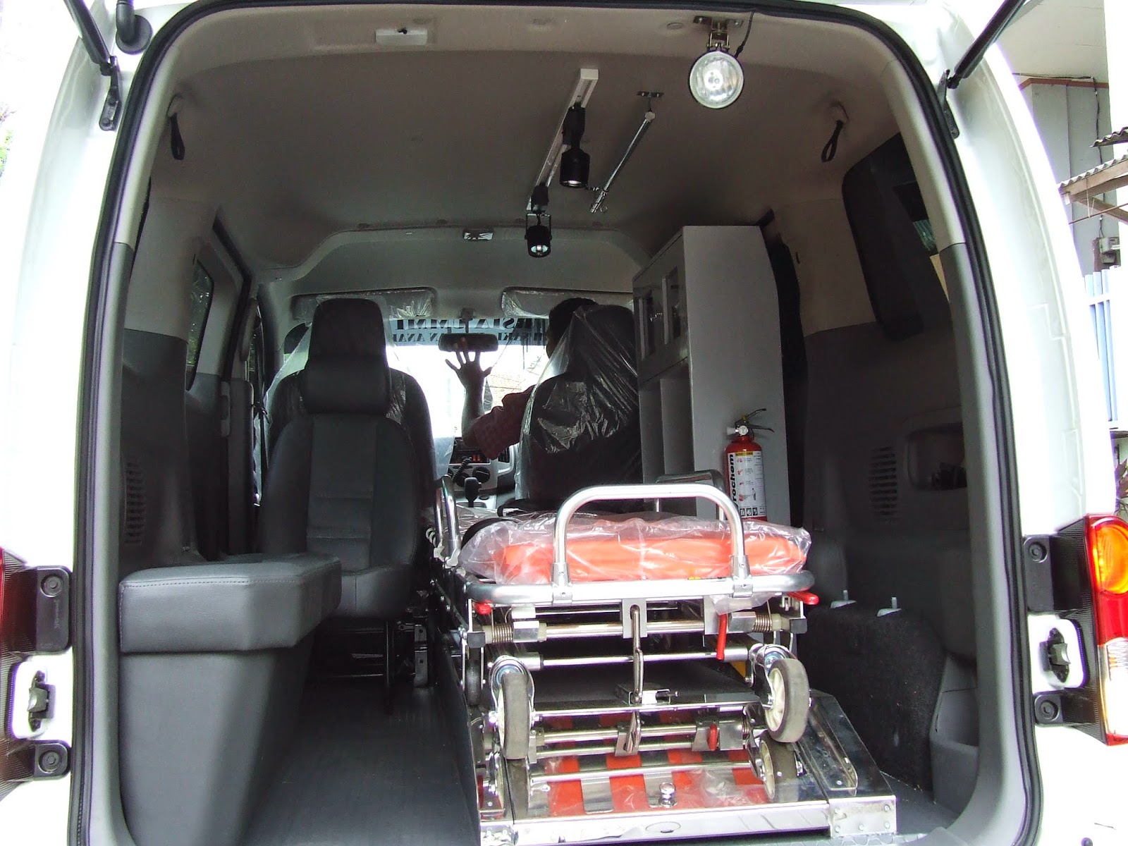 JUAL AMBULANCE - Karoseri Mobil Ambulance