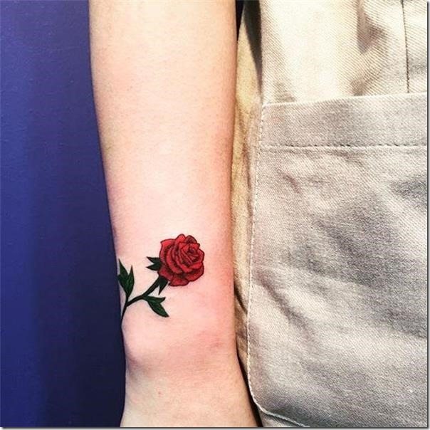 Tatuagens de flores para as mulheres 