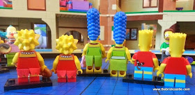 Back of LEGO Simpsons family minifigures compared with house figures