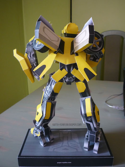 bumblebee, papercraft, transformers, bumblebee, papercraft model, papercraft,  transformers, model kartonowy, robota, bumblebee z papieru, transformers papercraft, papierowe modele, kartonowy bumblebee, image of bumblebee, photos of bumblebee, papercraft download, pobierz kartonowe modele, sciagnac kartonowe modele, obraz transformers, zdjęcie bumblebee