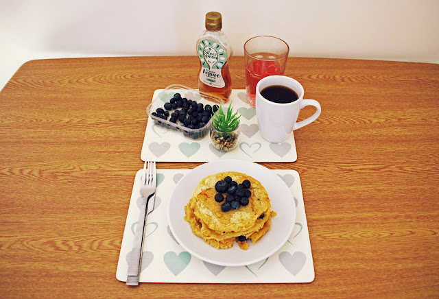 Blueberry garbanzo-oat pancakes - vegan gluten-free