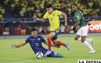 Colombia 3 - 0 Bolivia