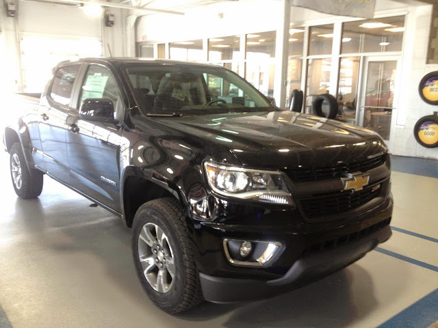 Redesigned 2015 Chevy Colorado at Hoselton Chevrolet in East Rochester, NY
