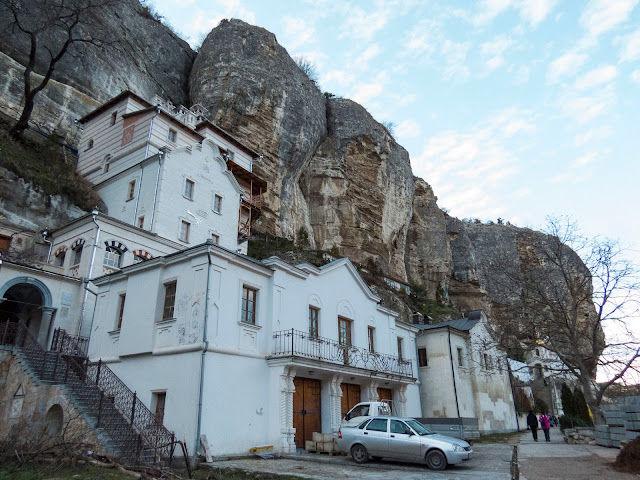 Свято-Успенский мужской монастырь в Крыму 