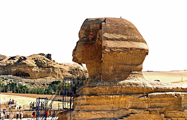 Sphinx at Giza side-view