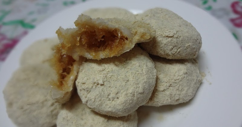 Kuih Pulut Inti Kelapa Manis - Bank Surabaya