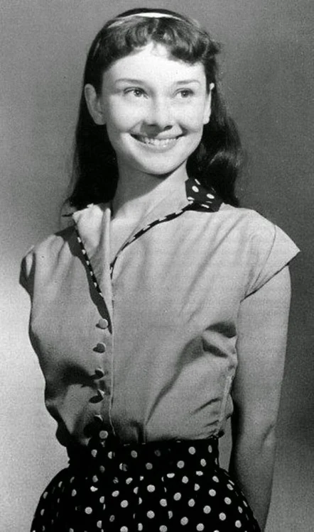 Audrey Hepburn jovem