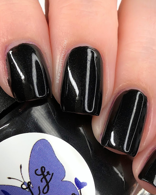 MLF Lacquer Black Hole 25 Sweetpeas