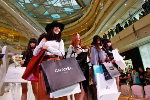 Why Luxury in China is "hot" 