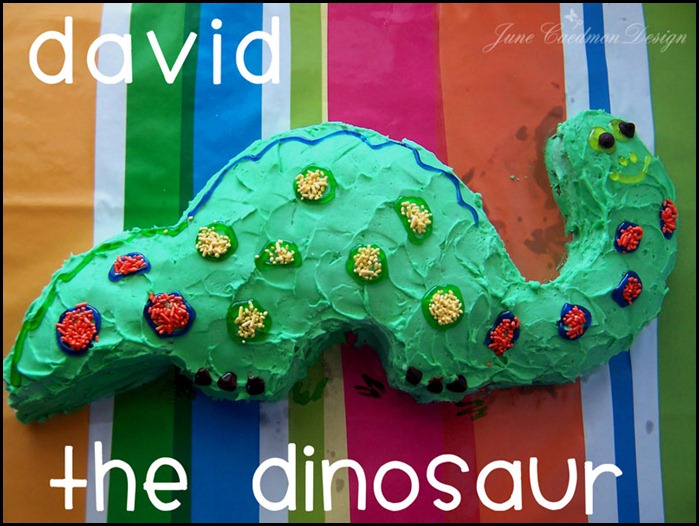 Dinosaur_Cake