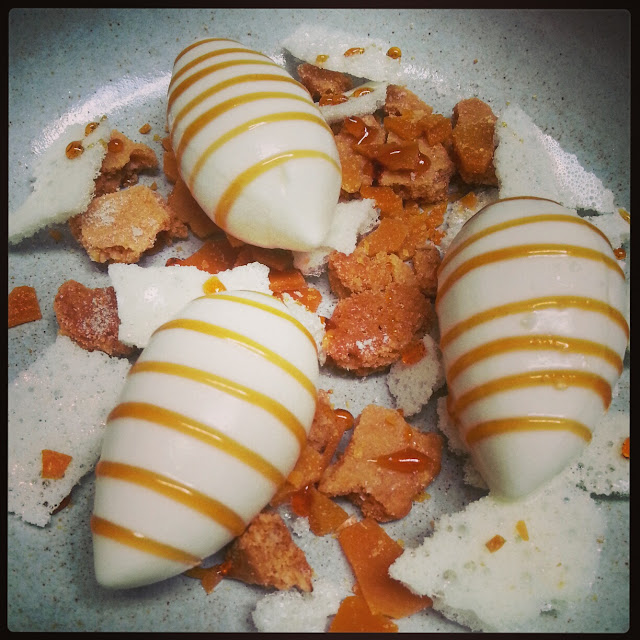 Milk & Honey shortbread, brittle & ice cream