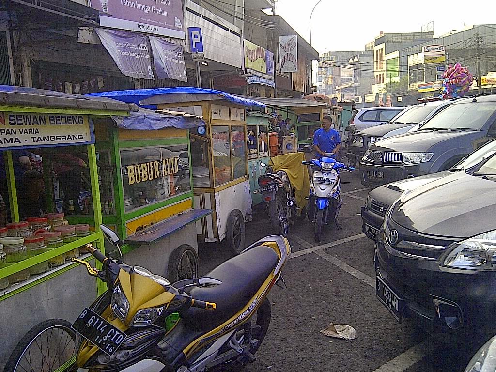 Makanan enak di tangerang