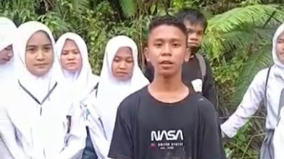 Kesulitan Akses Jalan ke Sekolah, Siswa SMK Solewatu Minta Pemda Koltim Perbaiki Jalan Mereka