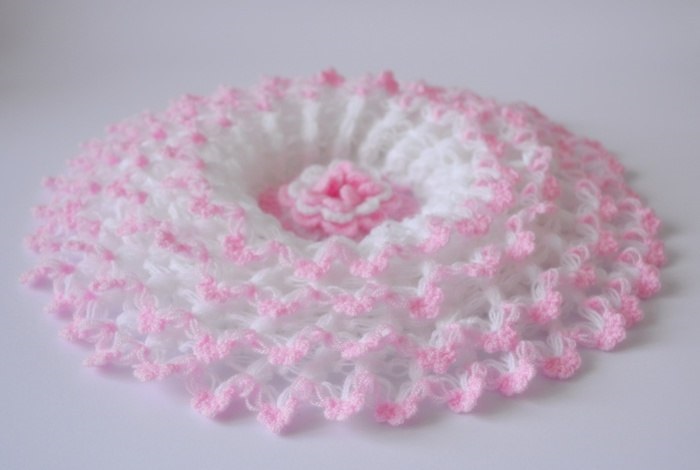 Crochet beauty flower