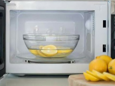 Petua Bersihkan Microwave Paling Mudah