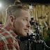 Corey Taylor recrute des musiciens et des acteurs pour le clip de "Samantha's Gone" !