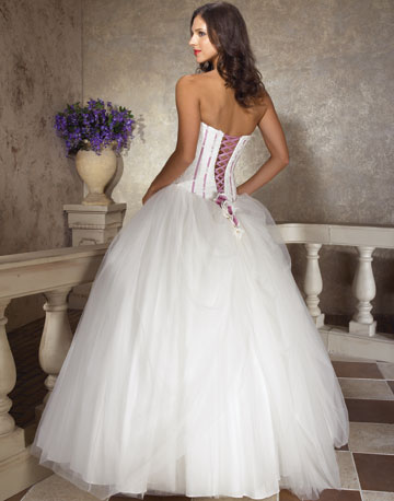 quiencea    era dresses 2010 on Quinceanera Dresses Design Photos In 2010