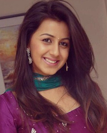 Nikki Galrani actress hd, hot,cute, spicy, navel, saree, sexy, unseen, profile photos and pictures