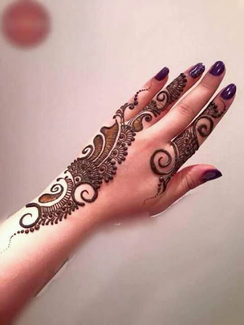 Stylish Mehandi Design..