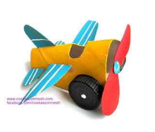  avioneta-rollos-papel-higienico-reciclado