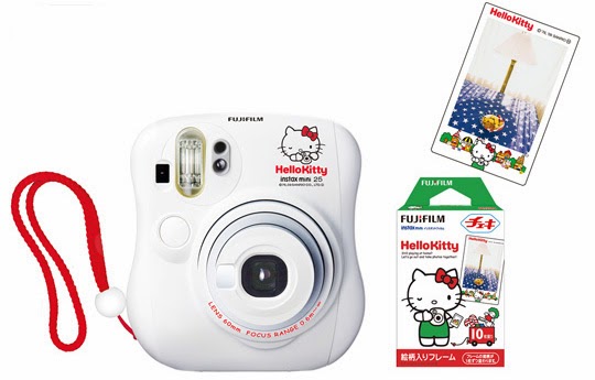 CAMERA HELLOKITTY INSTAX/ POLAROID PINK-BROWN-PUTIH 650 