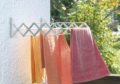 accordion-style wall-mounted drying rack