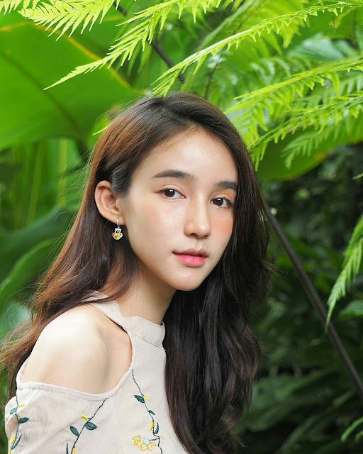 Yoshi Rinrada Thurapan – Most Beautiful Teen Transgirls Thailand Instagram Photos