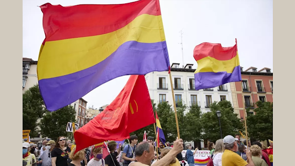 "A por la III República": asociaciones republicanas organizan actos por toda España para el 14 de abril