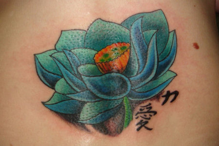 Tatuajes de flores japonesas -8