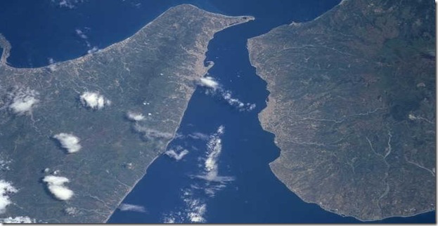 Stretto_di_messina_satellitare