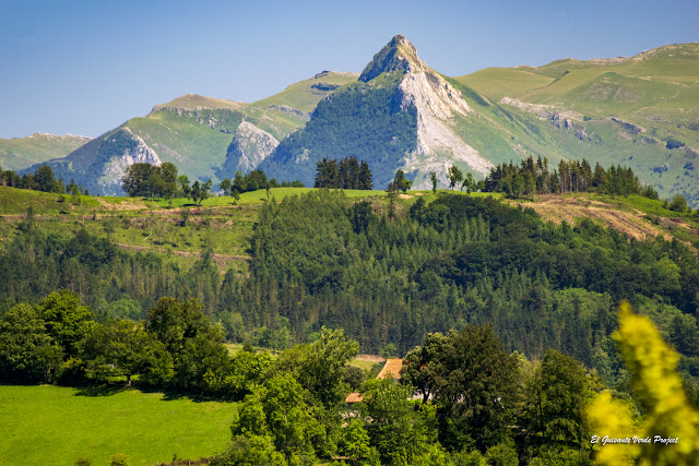 Vista del Txindoki desde la Antigua - Zumarraga