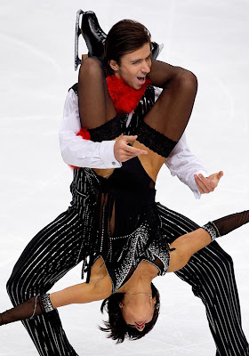 figure skating funny photo