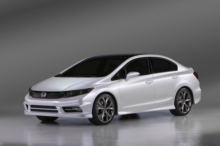 The Honda Civic Si Concept coupe and Civic Concept sedan are making world